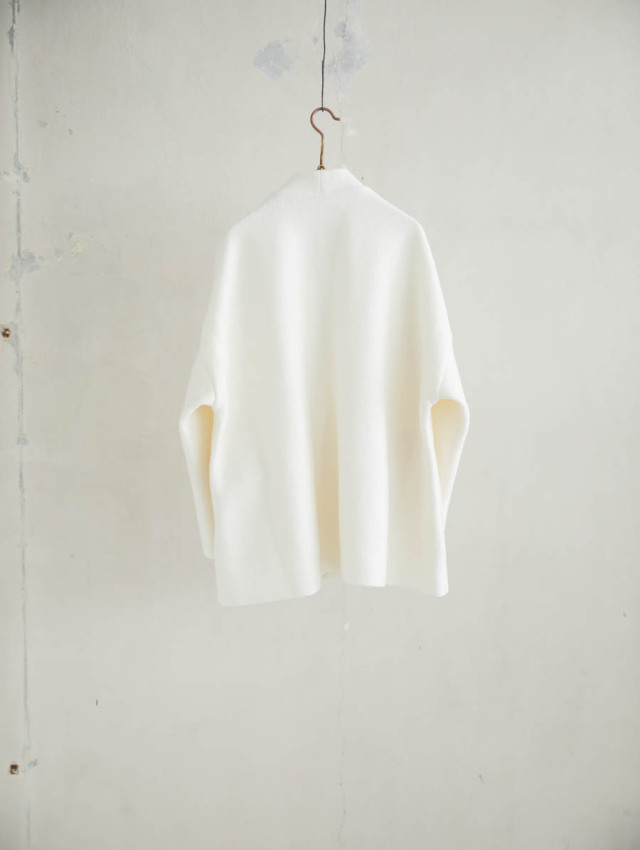 yoli フリースジャケット　ホワイト　サイズ1 yoli フリースジャケット ホワイト サイズ1 yoli フリースジャケット