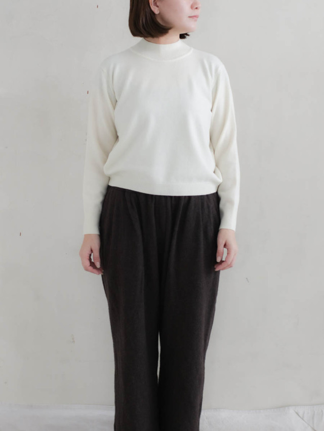 Yoli ヨリ｜モックネックニット（ホワイト）