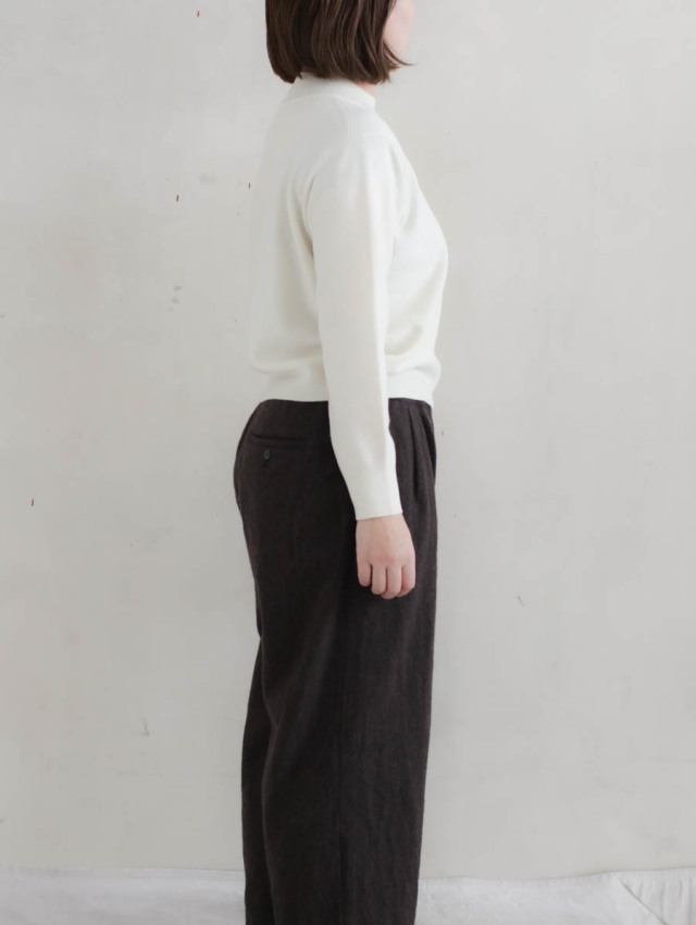 ヨリyoli モヘアショートニット Yoli ヨリ｜モックネックニット（ホワイト）