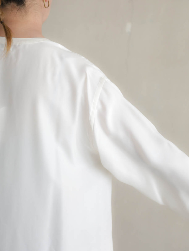 Yoli ヨリ｜Silk flare tunic ホワイト