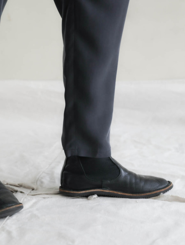 Yoli ヨリ / Silk pants ブラック 