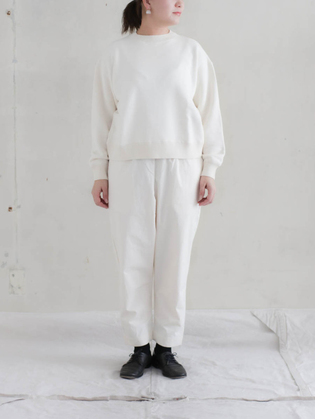 Yoli ヨリ / Cotton tapered pants オフホワイト