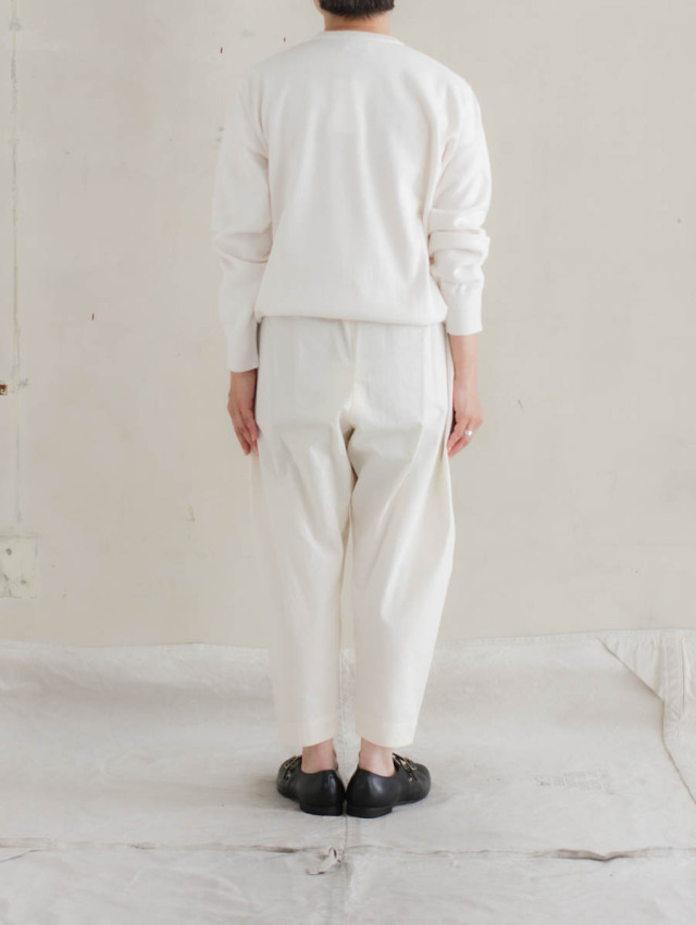 yoliコットンテーパードパンツ Yoli コットンテーパードパンツ | Vie