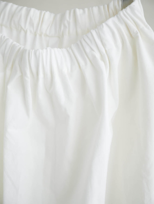 Yoli cotton gather skirt サイズ2 オフホワイト Yoli / Cotton tight skirt / O.white | gallery hito