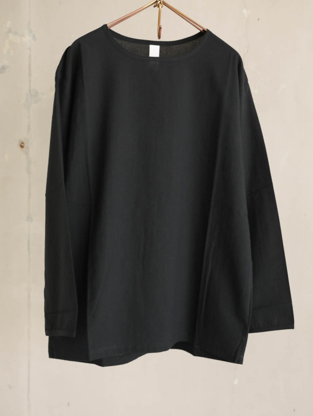Yoli ヨリ / Simple blouse ブラック