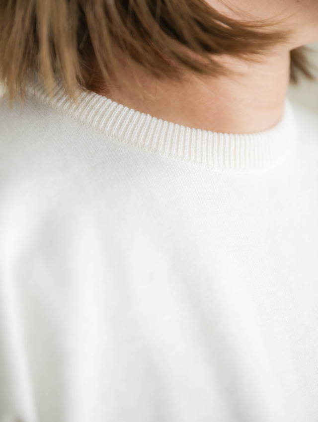 Yoli ヨリ｜クルーネックニット（ホワイト）Crewneck knit
