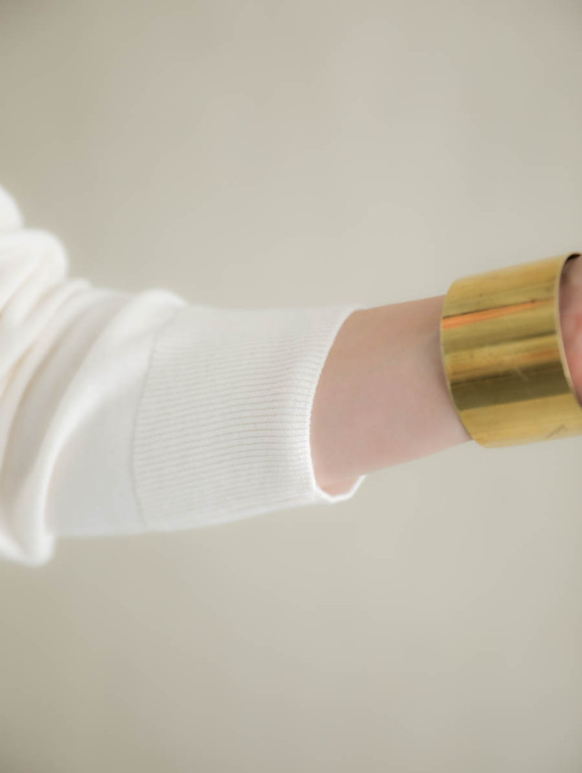 Yoli ヨリ｜クルーネックニット（ホワイト）Crewneck knit