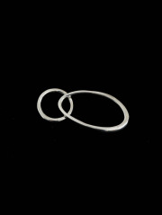 健康アクセサリー neutral jewelry neutral ニュートラル｜絡む寄り添うかたちのネックレス