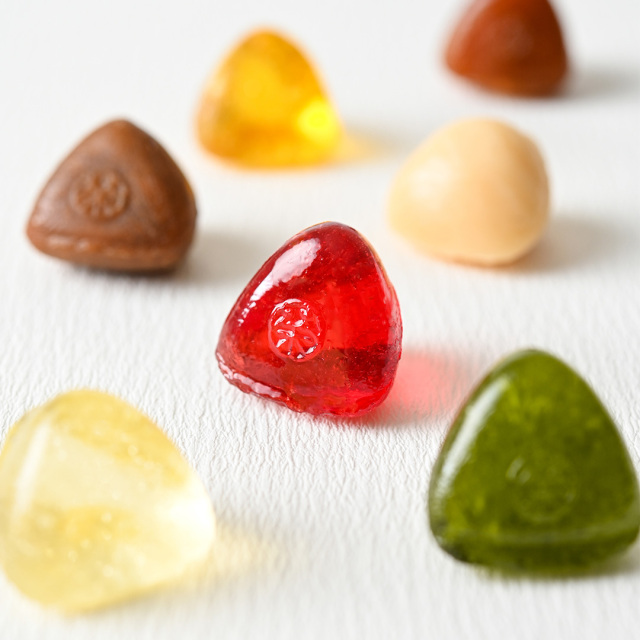 販売季節外】にほんばしえいたろう 福だるま 榮太樓飴12粒入【榮太樓