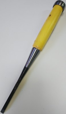 岩崎のみ製作所 永作 左のぶ弘 追入鑿 グミ柄 6mm