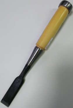 礒野信夫鏨製作所 狐 キツネ 木成追入鑿 グミ柄 18mm