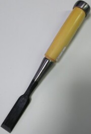 礒野信夫鏨製作所 狐 キツネ 木成追入鑿 グミ柄 18mm