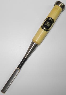 大内 追入鑿 グミ柄 9mm