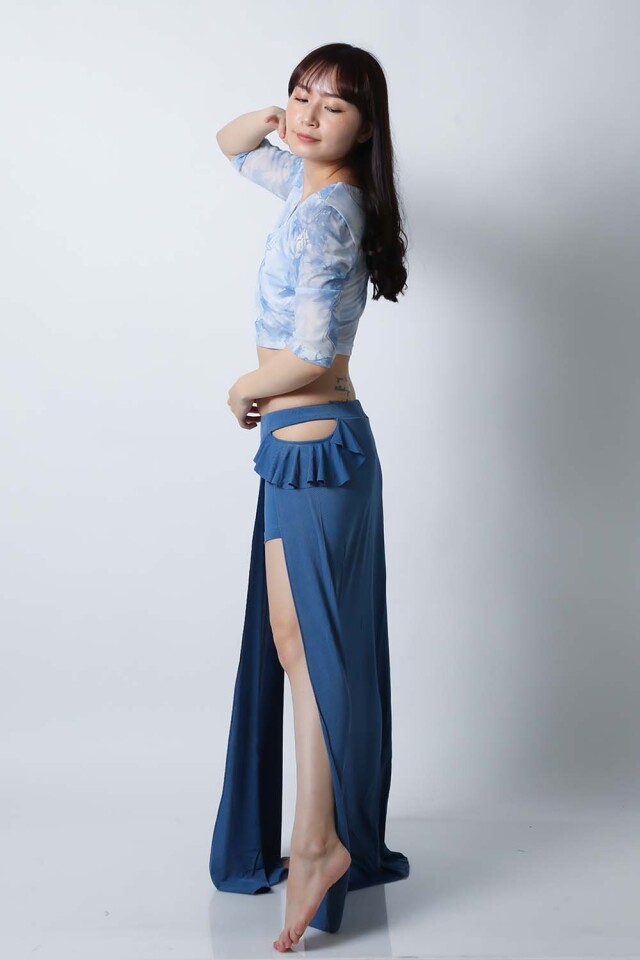 ベリーダンスレッスン着CE50プリント柄トップス+単色スカート2点セット