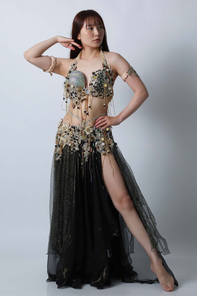 エジプト製【Amr】ベリーダンスコスチュームCF-COS-A345-1(黒black