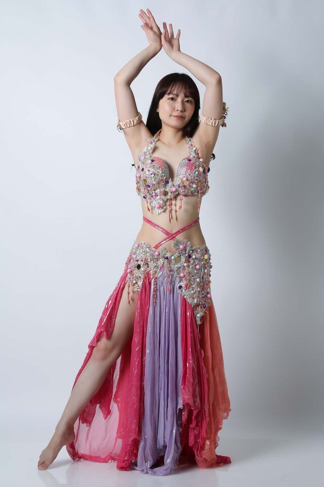 エジプト製【Amr】ベリーダンスコスチュームCF-COS-A346-1(ピンク、オレンジ)【宅配便送料無料】発表会、イベントにお勧めです。