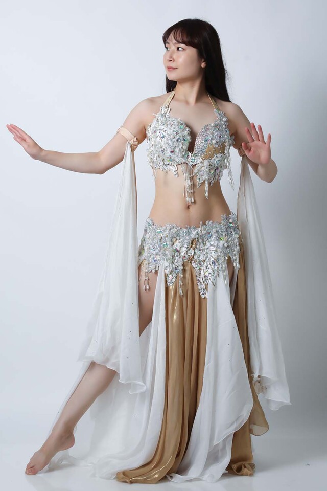 エジプト製【Amr】ベリーダンスコスチュームCF-COS-A350-1(白