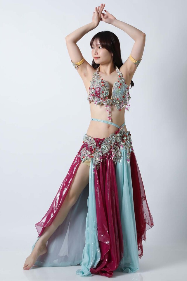 エジプト製【Amr】ベリーダンスコスチュームCF-COS-A359-1(バイオレット、ライトブルー)【宅配便送料無料】発表会、イベントにお勧めです。