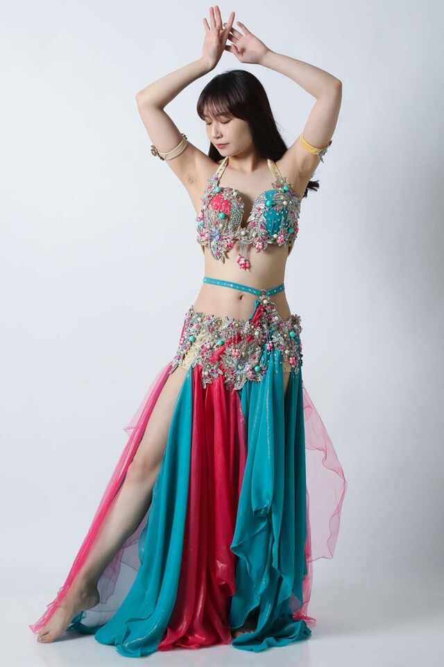 エジプト製【Amr】ベリーダンスコスチュームCF-COS-A364-1(ピンク、エメラルドグリーン)【宅配便送料無料】発表会、イベントにお勧めです。