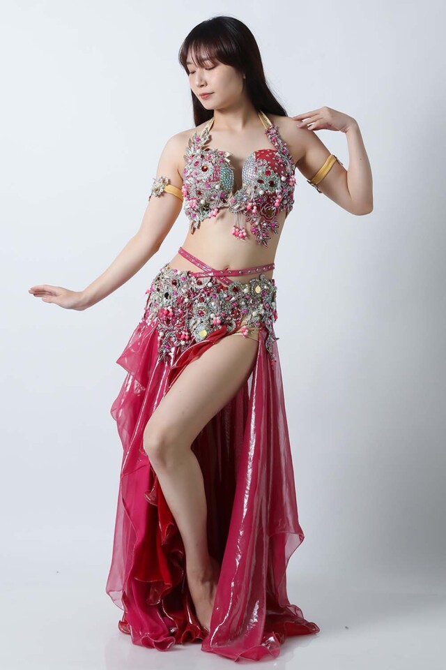 エジプト製【Amr】ベリーダンスコスチュームCF-COS-A367-1(ピンク、レッド)【宅配便送料無料】発表会、イベントにお勧めです。