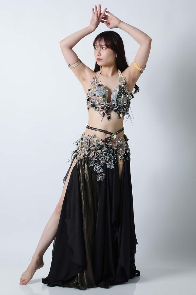 エジプト製【Amr】ベリーダンスコスチュームCF-COS-A369-1(黒ブラック)【宅配便送料無料】発表会、イベントにお勧めです。