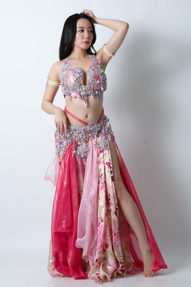 エジプト製【Amr】ベリーダンスコスチュームCF-COS-A374-1(フーシャ、ピンク)【宅配便送料無料】発表会、イベントにお勧めです。