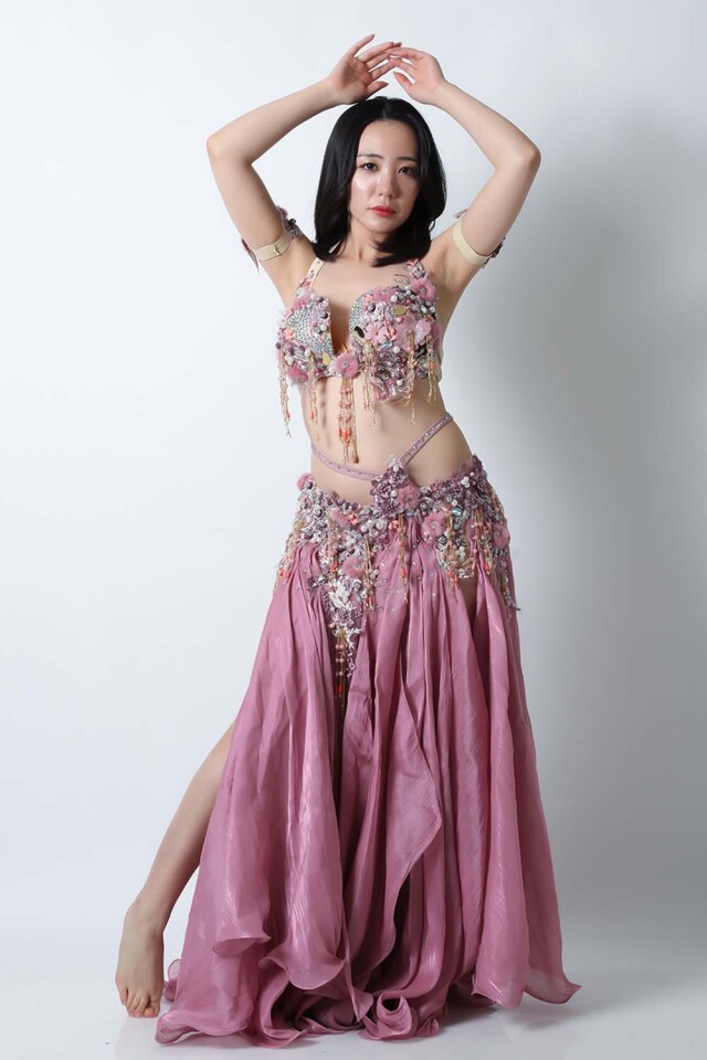 エジプト製【Amr】ベリーダンスコスチュームCF-COS-A376-1(ピンク)【宅配便送料無料】発表会、イベントにお勧めです。