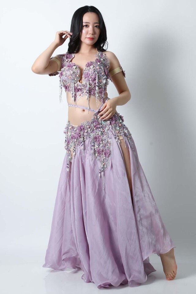 エジプト製【Amr】ベリーダンスコスチュームCF-COS-A377-1(ラベンダー)【宅配便送料無料】発表会、イベントにお勧めです。