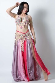 エジプト製【Amr】ベリーダンスコスチュームCF-COS-A384-1(フーシャ、ピンク)【宅配便送料無料】発表会、イベントにお勧めです。