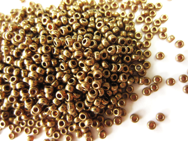 15/0 特小ビーズ MIYUKI＃457L　メタリックライトブロンズ