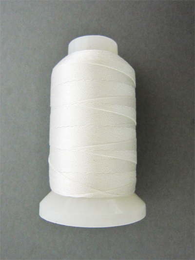 BEADSMITH シルク糸 （ホワイト）D  260yd巻