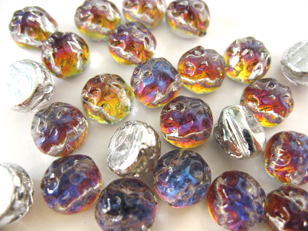 バロックカボション　2穴　7mm (ブラックリットヴェイパー）