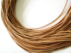 ヨーロッパ製レザーコードΦ1.5mm（ナチュラル）