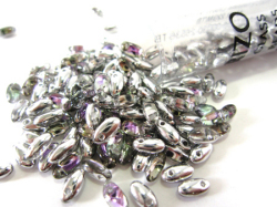 Rizoビーズ 2.5x6mm ライトヴィトレイル　 約22g/ケース