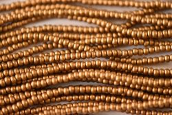 ブロンズゴールド（11/0） チェコ製 （糸通し約３M）