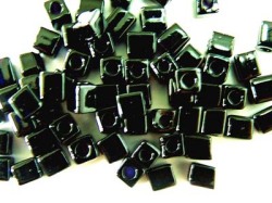 スクエアビーズ 3mm（ブラック） 20ｇ