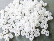 ファルファーレビーズ　2x4mm　ホワイト