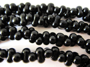 ファルファーレビーズ　3.2x6.5mm　（ジェット） 糸通し 約48～50ｃｍ/本