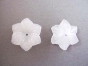 ホワイトジェード　25mm　アマリリス