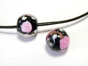 花トンボ玉　丸8mm　バラ　黒 （金入り）