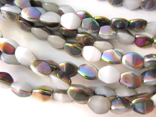 チェコ製 ピンチビーズ5ｍｍ　ヴィトレイル/ホワイト