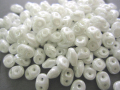 スーパーデュオビーズ　2.5x5mm （ホワイトラスター）