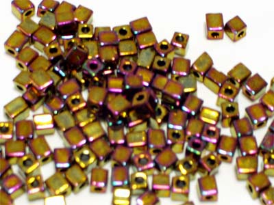 スクエアビーズ 3mm（アイリス ブロンズ）