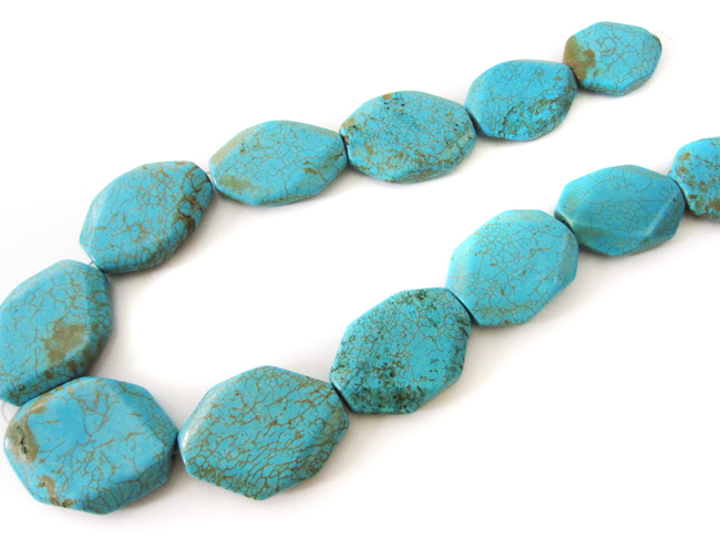 マグナサイト（染め/ステイビライズド）ターコイズ 約35ｘ25mm