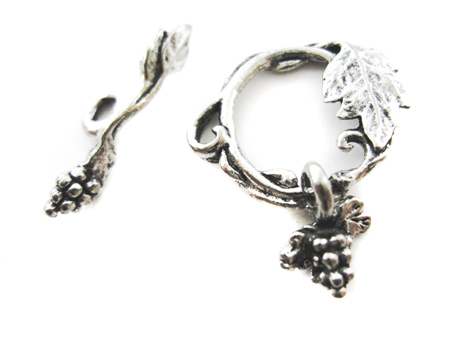 トグル#014（ぶどうのつる木）アンティークピューター