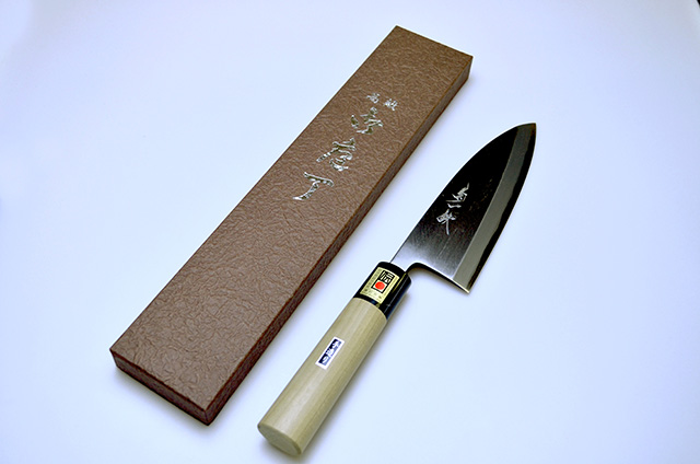 【伊野忠刃物製作所】24　菊一鉄 出刃包丁 165mm 安来白二鋼 水牛柄