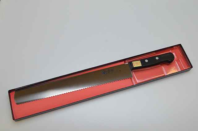 堺石藤】貞宗 波型パン切 270mm,堺包丁ステンレス，鋼包丁