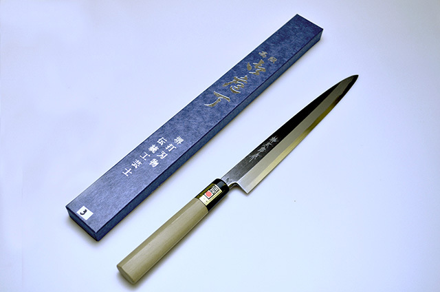 【ノムラ刃物】2　祥太郎作刺身包丁240mm白鋼 水牛柄