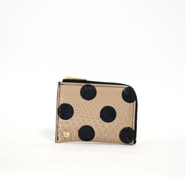 embrace wallet