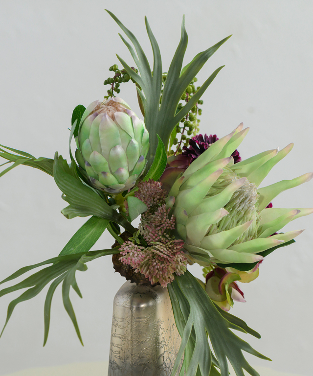 キングプロテア＆スカビオサ2L25